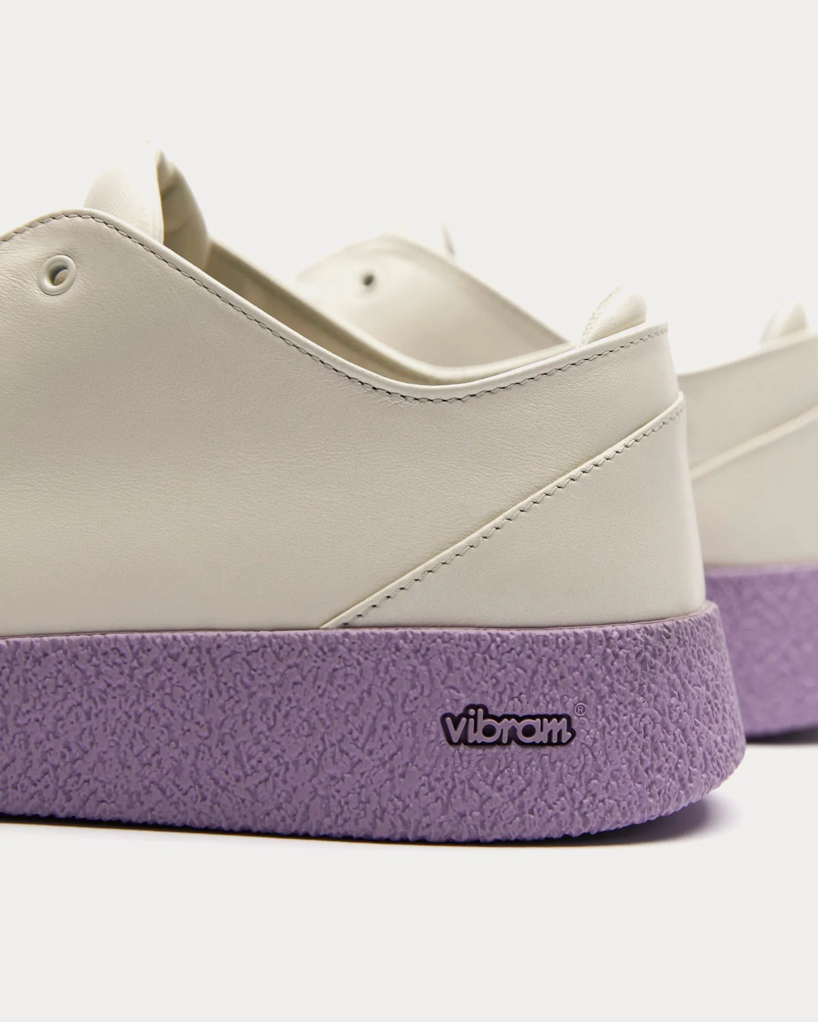7A Kittflieder White Low Top Sneakers