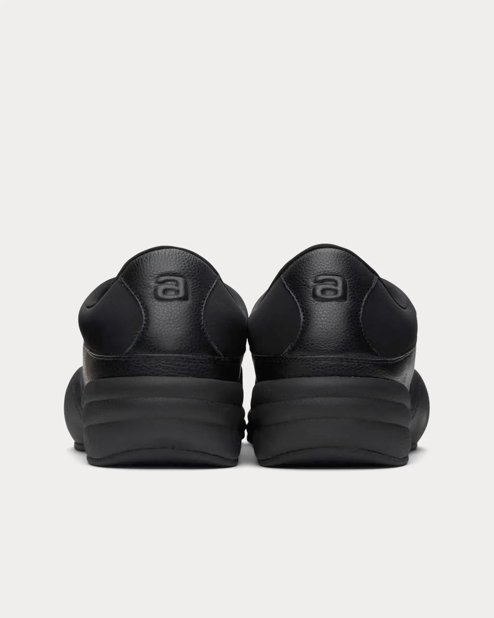 AW Hoop Pebble Leather Black Slip On Sneakers
