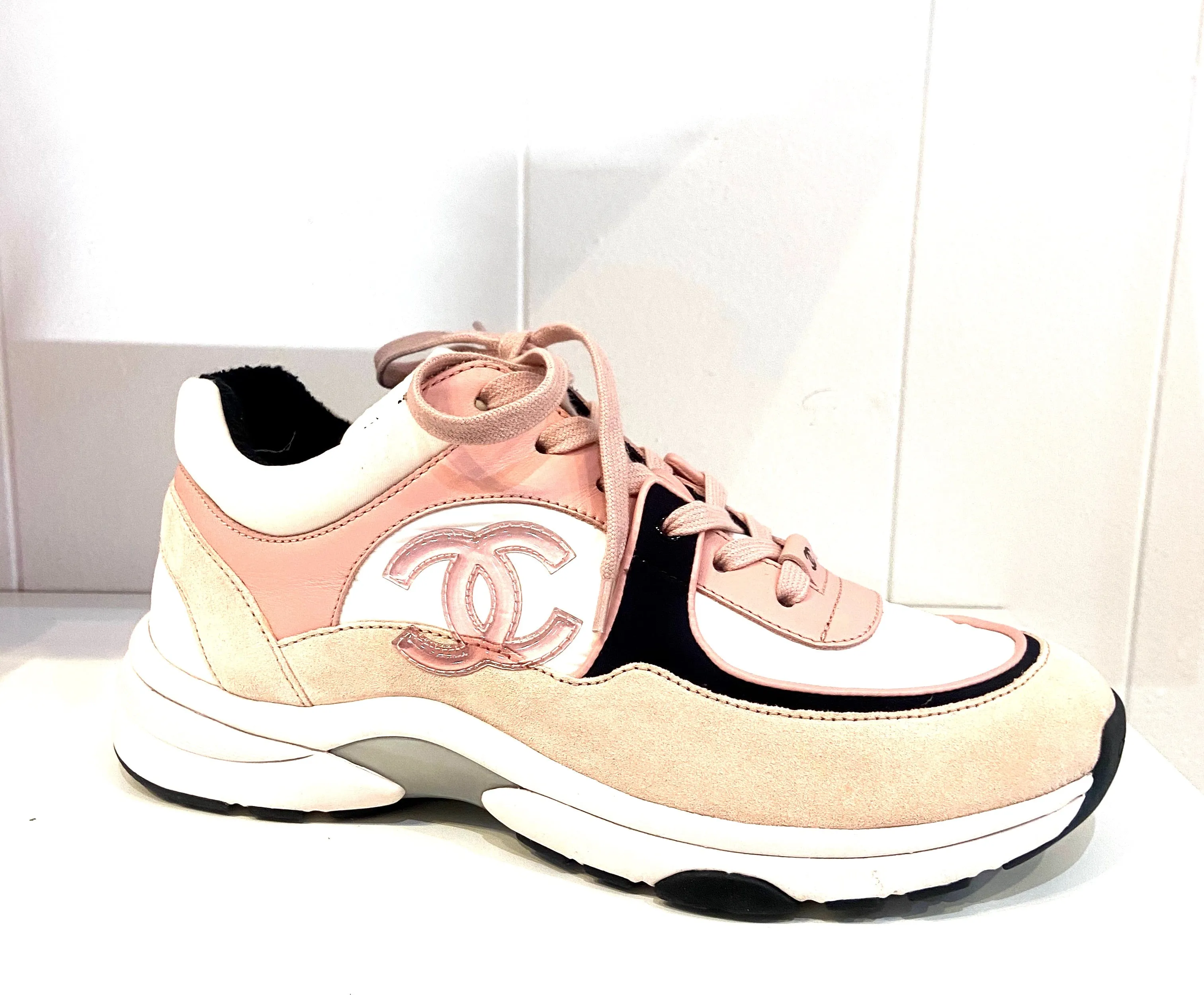 CHANEL CC MIXED FABRIC SNEAKERS