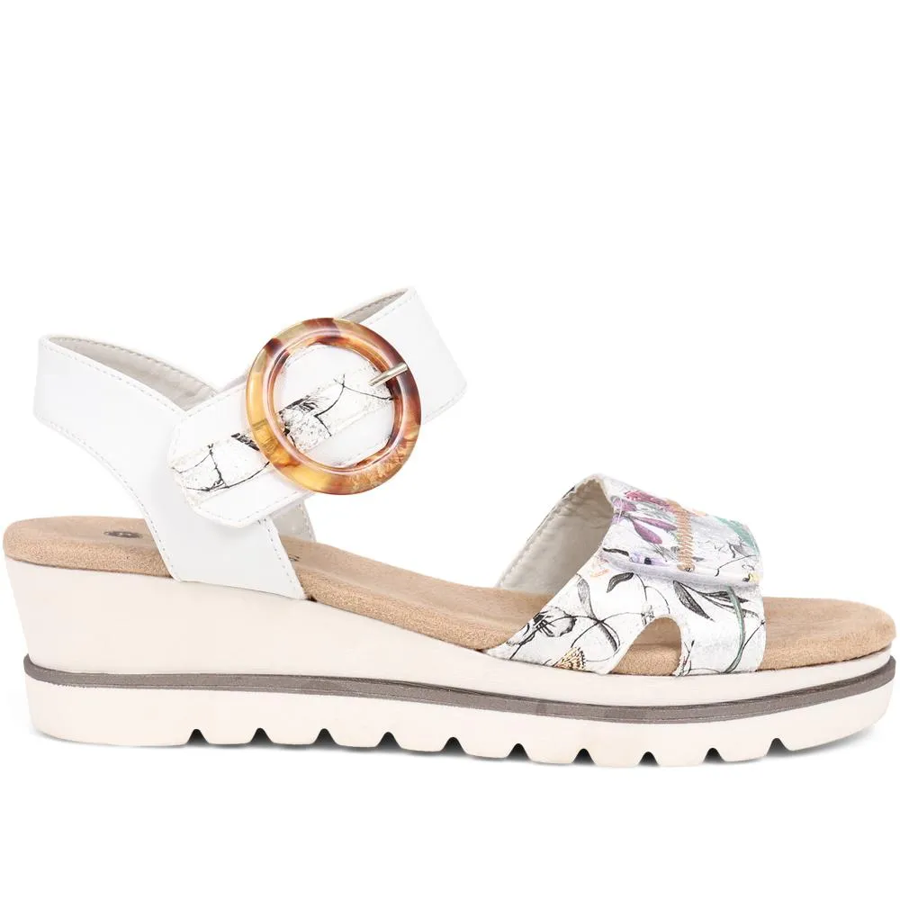 Comfortable Wedge-Heel Sandals - WBINS35128 / 321 724