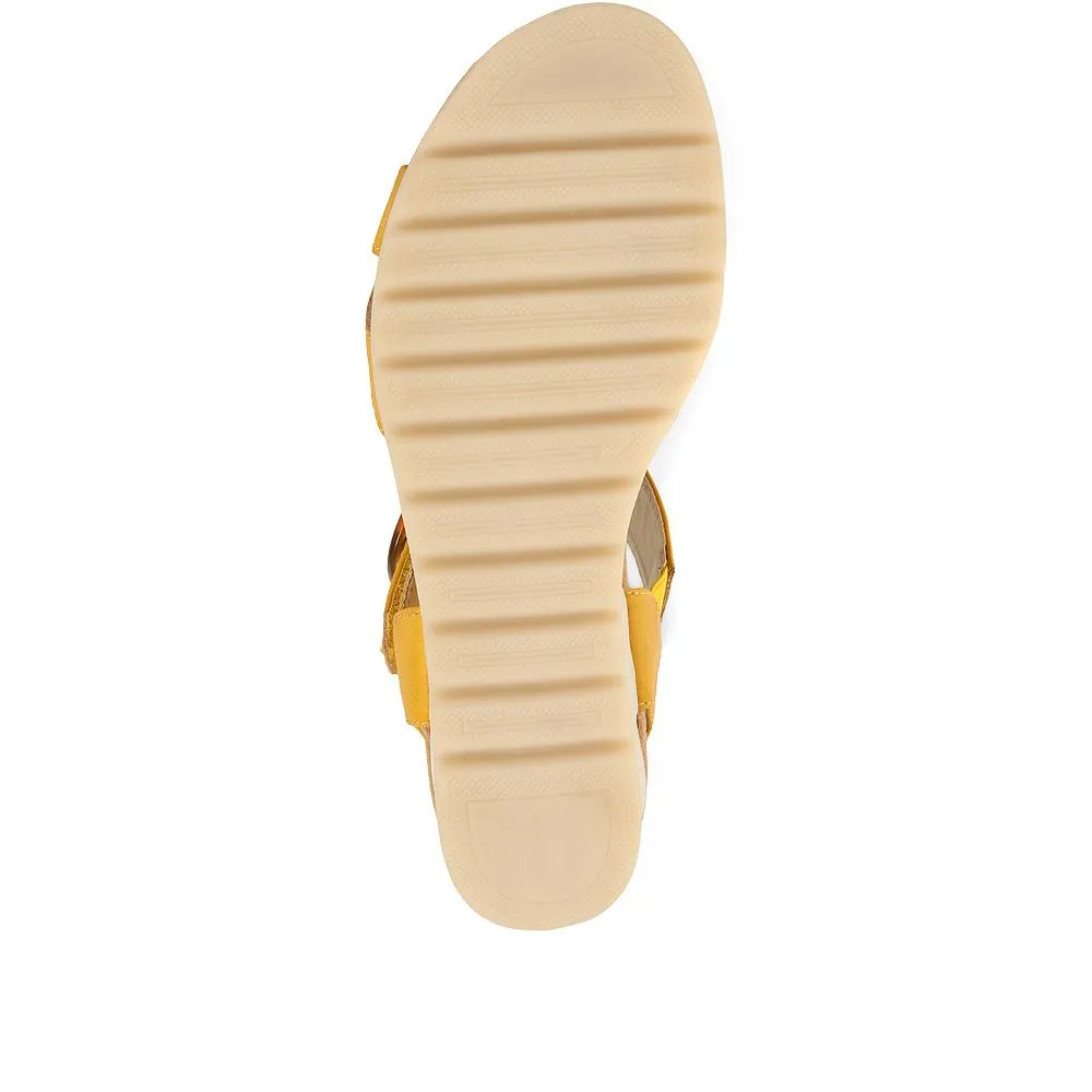 Comfortable Wedge-Heel Sandals - WBINS35128 / 321 724