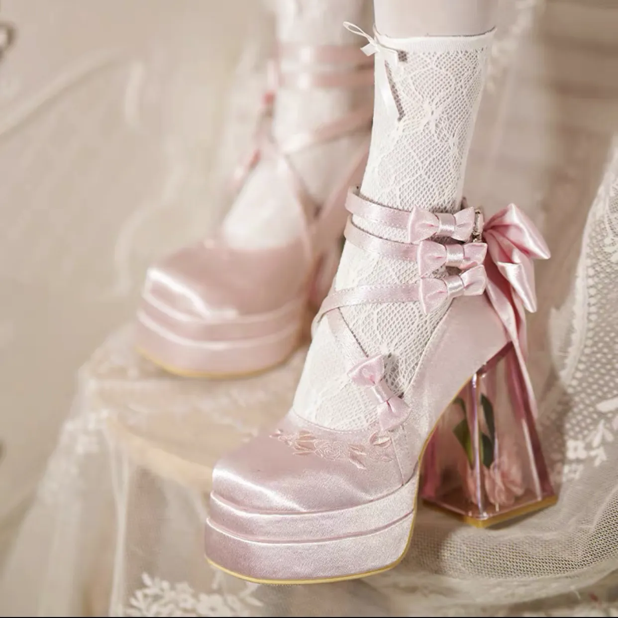 Elegant Glass Flower Room Heels Shoes  AD21193