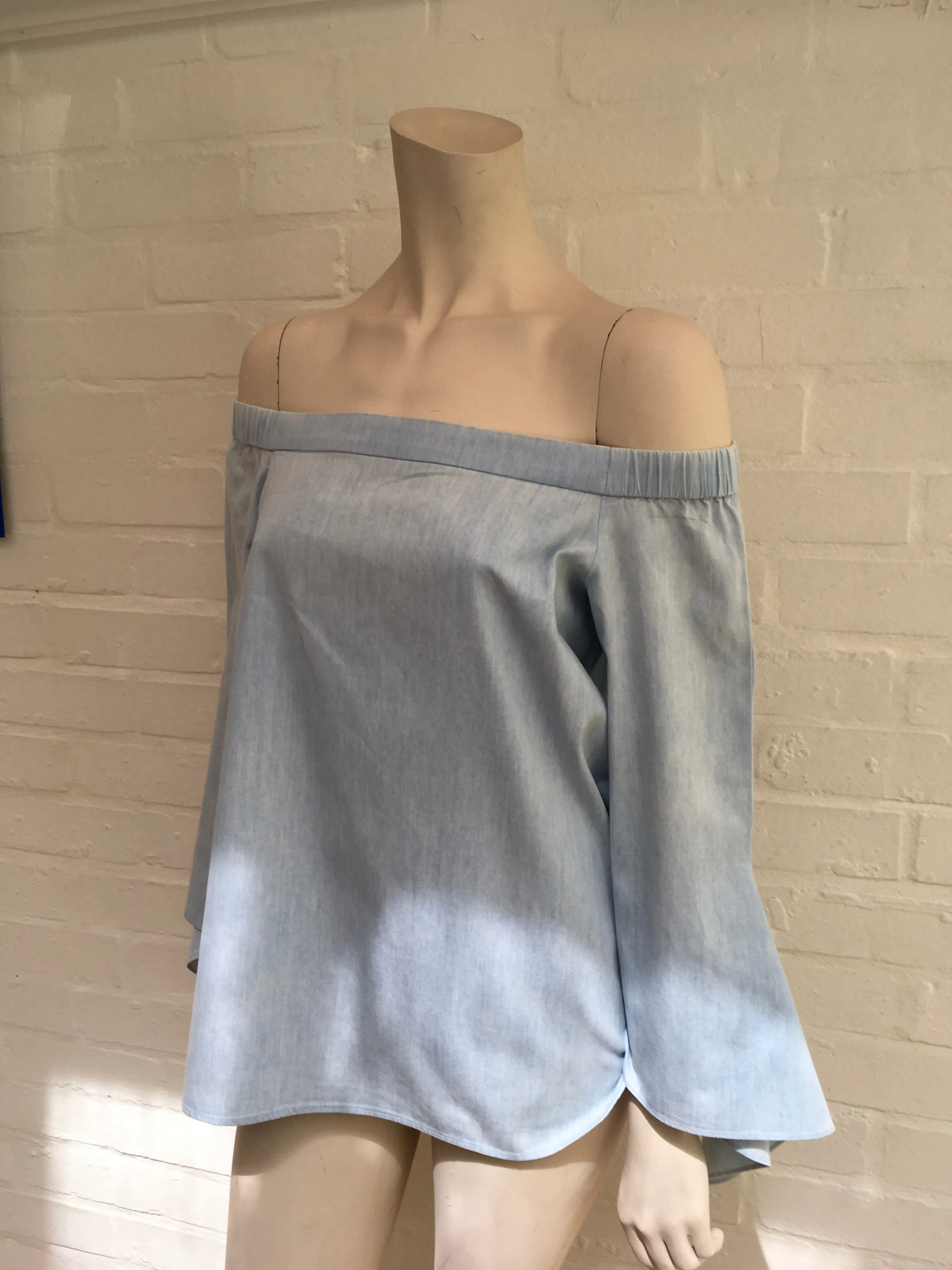 TIBI Off-the-shoulder cotton-chambray blue top blouse Size US 4 UK 8 S Small Ladies